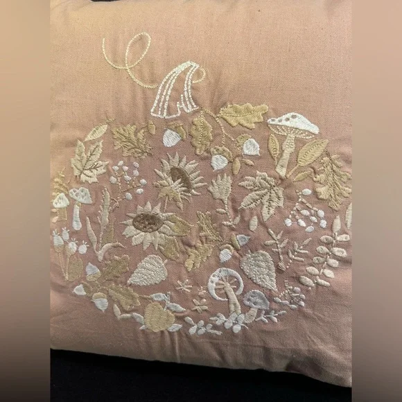 2 Cream Pumpkin / Floral Linen Embroidered Pillows 15” - Picture 4 of 8